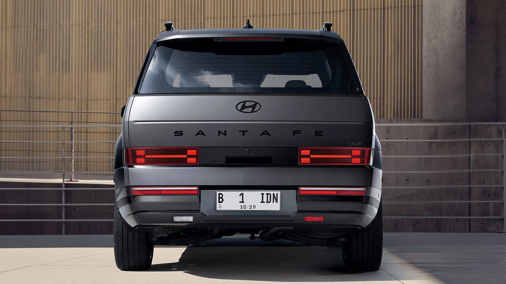 all-new-santa-fe-rear-LED